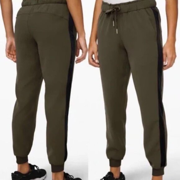 Lululemon On the Fly Jogger Velvet Trim Green Drawstring Athletic Pant Size 2 - Picture 1 of 11